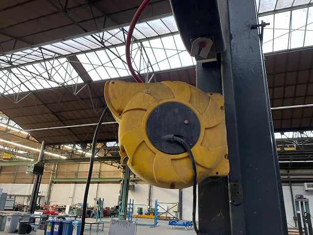 Brennenstuhl verlengkabel in muurhaspel - afbeelding 1 van  2