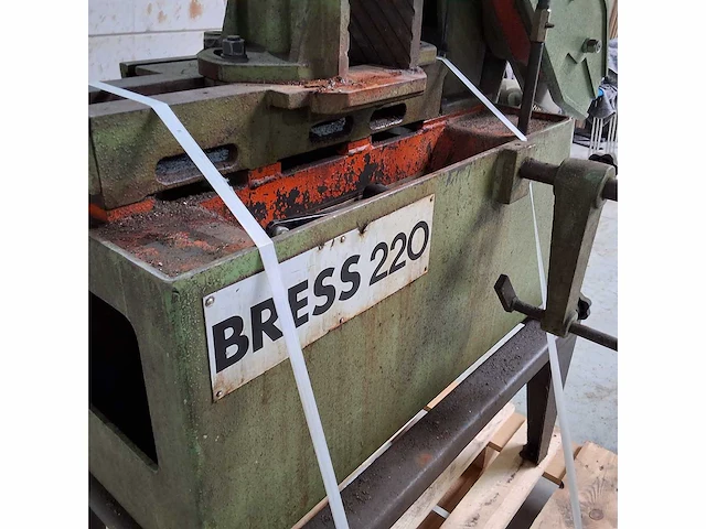 Bress 220 beugelzaagmachine - afbeelding 3 van  11