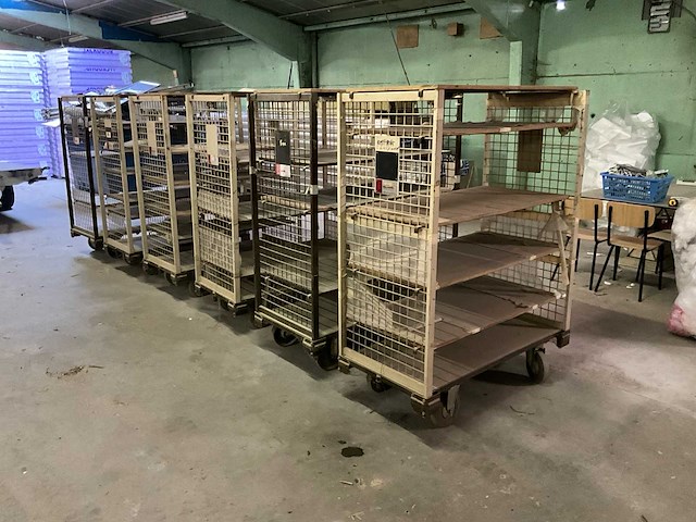 Brevette s.g.d.g. roll caddie overige intern transport (16x) - afbeelding 1 van  21