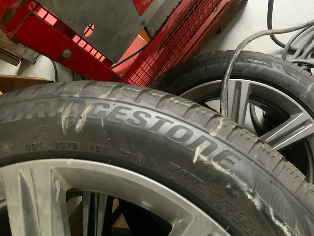 Bridgestone autobanden met velg (4x) - afbeelding 4 van  5