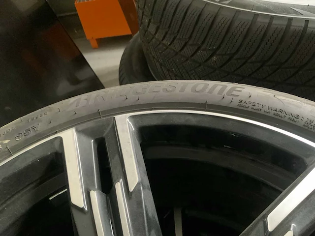 Bridgestone autobanden met velg (4x) - afbeelding 5 van  7