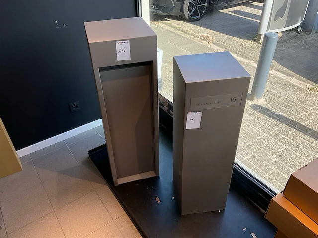 Brievenbus (2x) - afbeelding 1 van  10