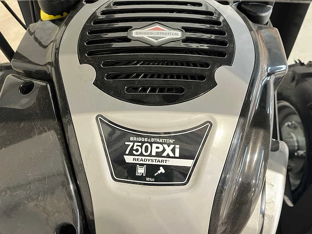 Briggs & stratton gemotoriseerde kruiwagen - afbeelding 5 van  16