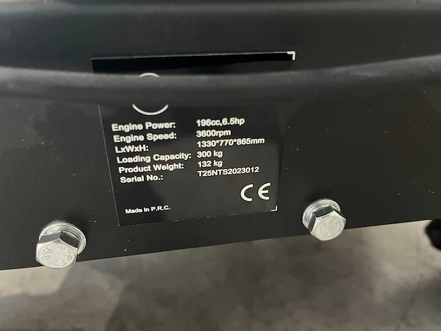 Briggs & stratton gemotoriseerde kruiwagen - afbeelding 7 van  16