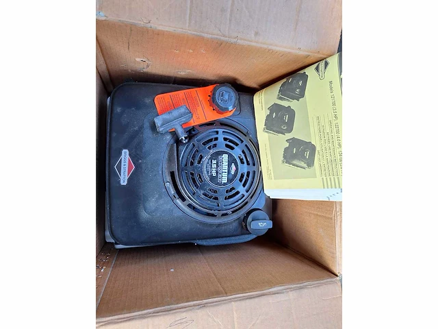 Briggs & stratton motor nieuw - afbeelding 1 van  4