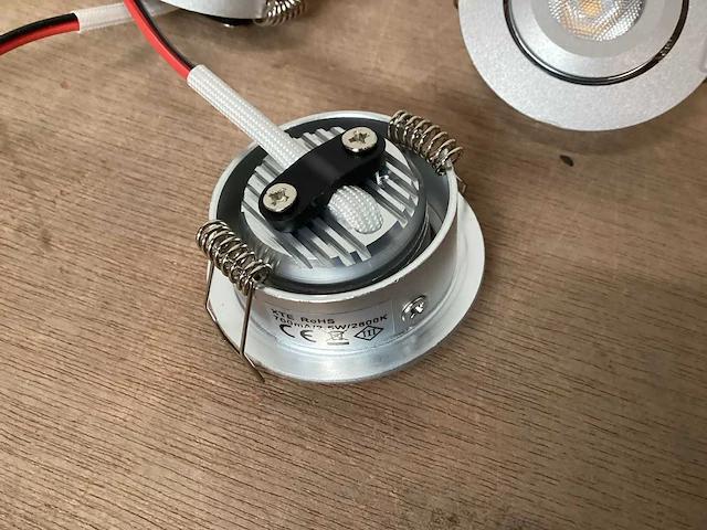 Brighton led spot set 6 stuks met verlengkabel (3x) - afbeelding 4 van  5