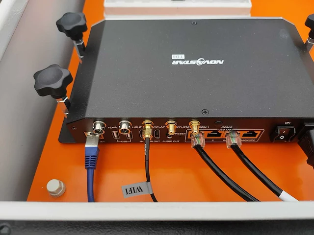 Brigtboard led scherm op trailer - 4,81 m² - afbeelding 12 van  20