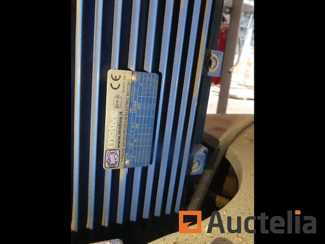 Briketten pers met cyclofilter comafer dinami c 110n - afbeelding 6 van  16