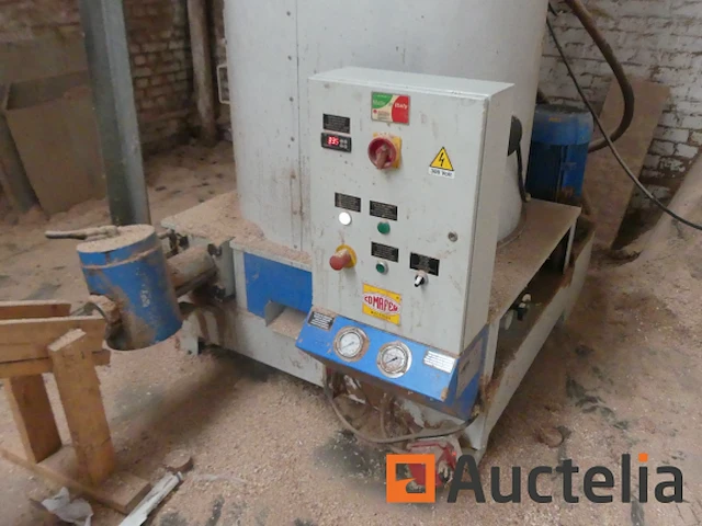 Briketten pers met cyclofilter comafer dinami c 110n - afbeelding 9 van  16