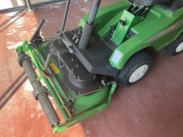 Brill mulching-cut 85/12,5 hydrostat zitmaaier - afbeelding 5 van  7