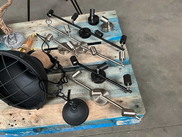 Brilliant mix kavel diverse showmodellen verlichting - afbeelding 4 van  8