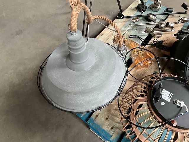 Brilliant mix kavel diverse showmodellen verlichting - afbeelding 5 van  8