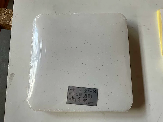 Brilliant palletdeal plafondlamp farica 28 cm 3000k - afbeelding 4 van  7