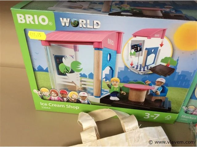 Brio ijsshop + marktstand + - afbeelding 2 van  3