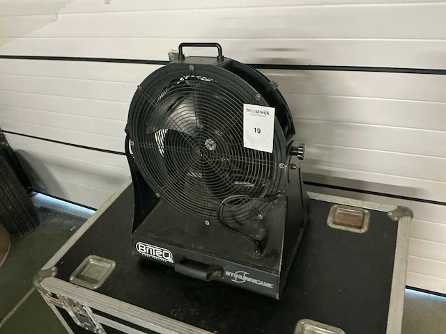 Briteq bt-hurricane ventilator - afbeelding 2 van  6