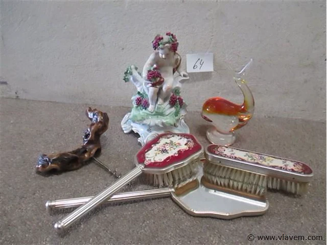 Brocant - afbeelding 1 van  2