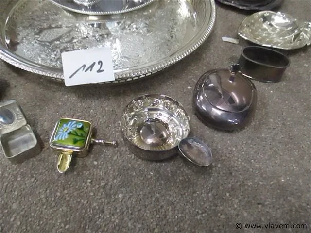 Brocant - afbeelding 2 van  4