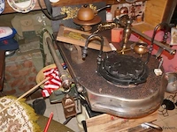 Brocante in kelder - afbeelding 9 van  10
