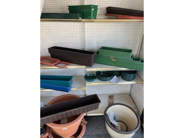 Brocante opruiming - afbeelding 8 van  11