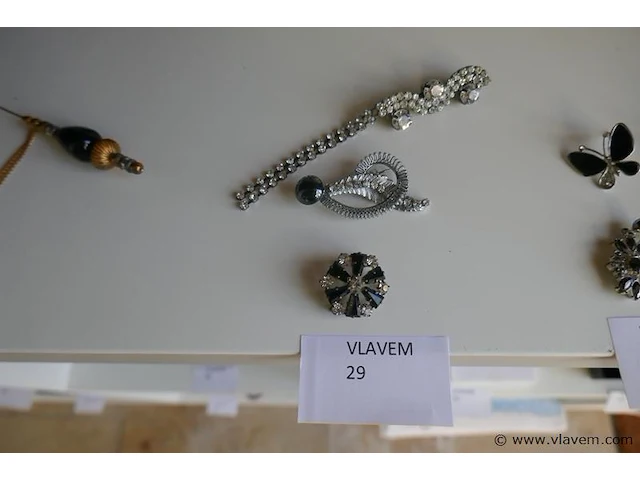 Broches - afbeelding 1 van  1