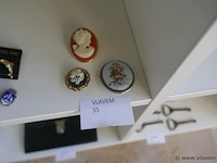Broches - afbeelding 1 van  1