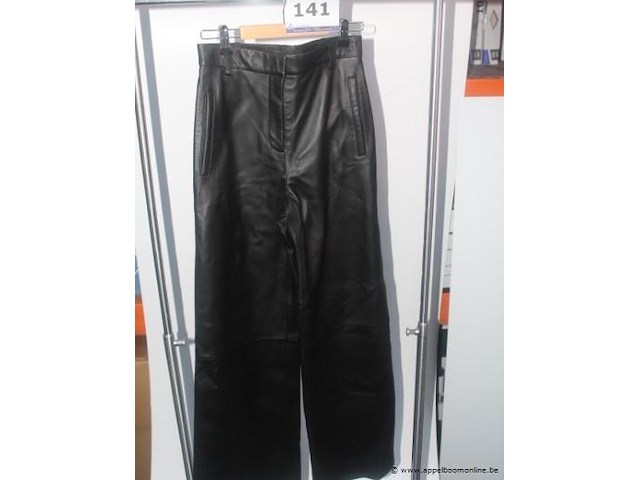 Broek maat 34 - afbeelding 1 van  3