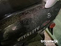 Bromfiets - afbeelding 6 van  6