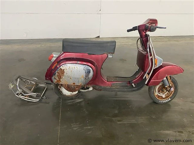 Brommer vespa - afbeelding 1 van  5