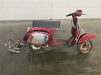 Brommer vespa - afbeelding 1 van  5