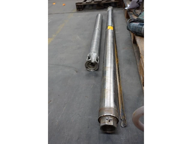 Bronpomp / boorputpomp - afbeelding 3 van  3