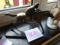 Brons jockey (28 cm / 18 cm) - afbeelding 1 van  2
