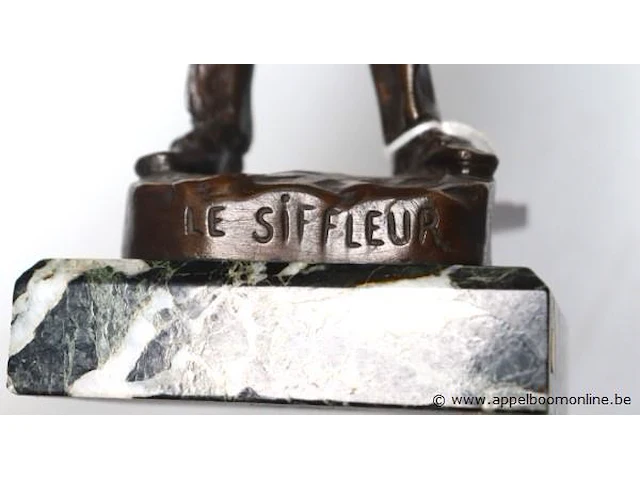 Bronzen beeld le siffleur h 25 - afbeelding 3 van  3