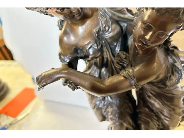 Bronzen beeld - afbeelding 7 van  11