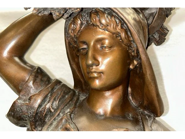 Bronzen beeld - afbeelding 3 van  9