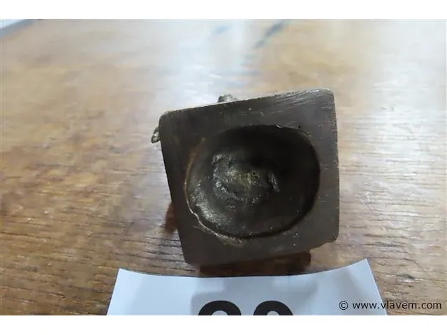 Bronzen beeldje 8cm - afbeelding 4 van  4