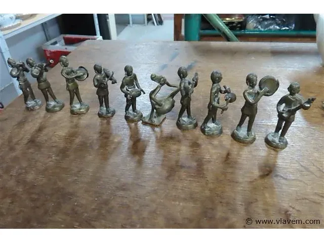 Bronzen beeldjes 10 stuks +-8cm - afbeelding 6 van  6