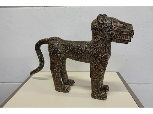 Bronzen benin luipaard - afbeelding 1 van  6