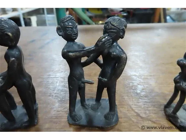 Bronzen erotische beeldjes +-10 en 7cm - afbeelding 3 van  4