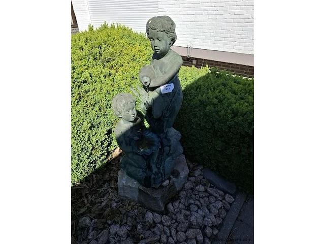 Bronzen tuinbeeld - afbeelding 1 van  2