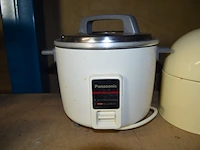 Brooddoos heilo, rijstkoker panasonic, radio meier m-110bt, waterkoker silvercrest - afbeelding 7 van  7