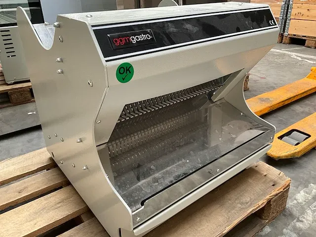 Broodsnijmachine ggm gastro bsms13t - afbeelding 6 van  7