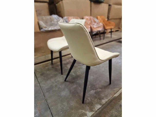 Brooke beige pu - dining chair (2x) - afbeelding 2 van  6