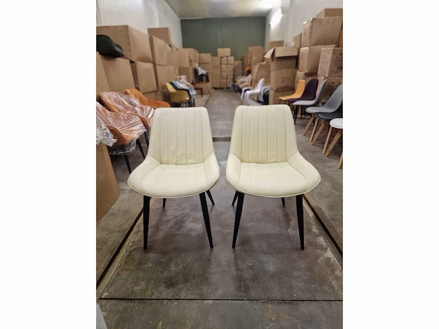 Brooke beige pu - dining chair (2x) - afbeelding 5 van  6