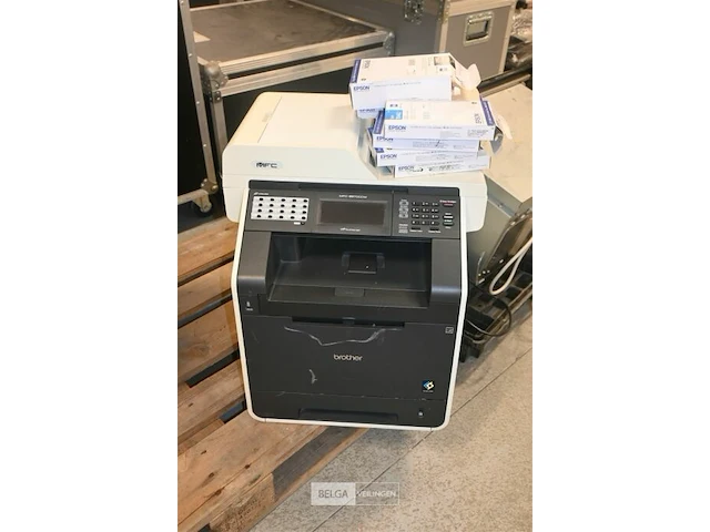 Brother all-in-one kleurenlaserprinter - afbeelding 2 van  6
