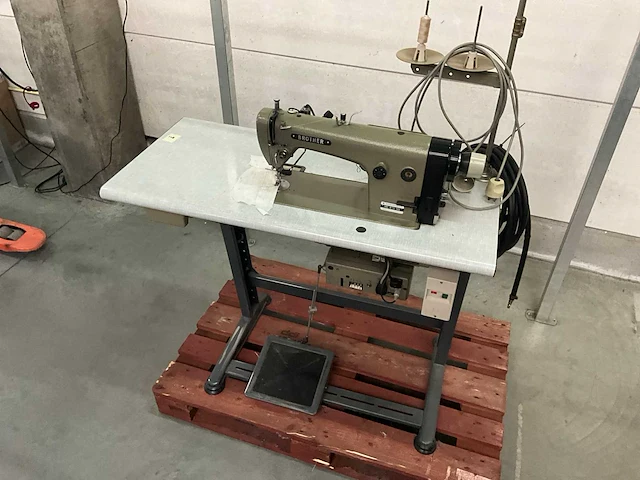 Brother db2-b715-503 stikmachine - afbeelding 1 van  8