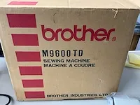 Brother m9600td naaimachine - afbeelding 2 van  2