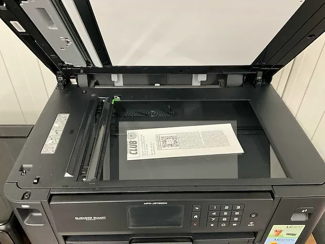 Brother mfc-j5730dw printer & scanner - afbeelding 3 van  5