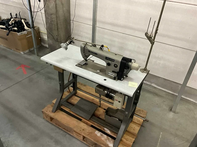 Brother stikmachine - afbeelding 1 van  6