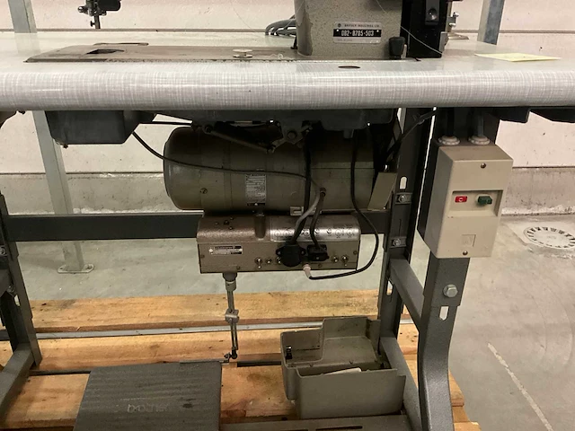 Brother stikmachine - afbeelding 6 van  6