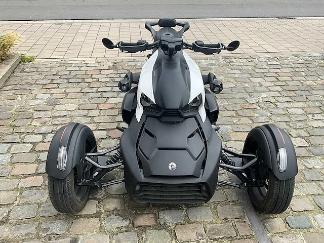 Brp can-am - 2021 - afbeelding 17 van  23